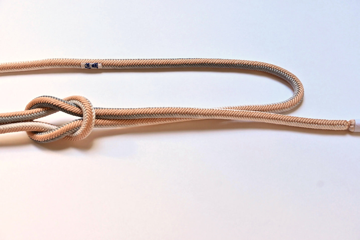 奈良組 筋暈 朱・薄墨暈〈帯締め〉