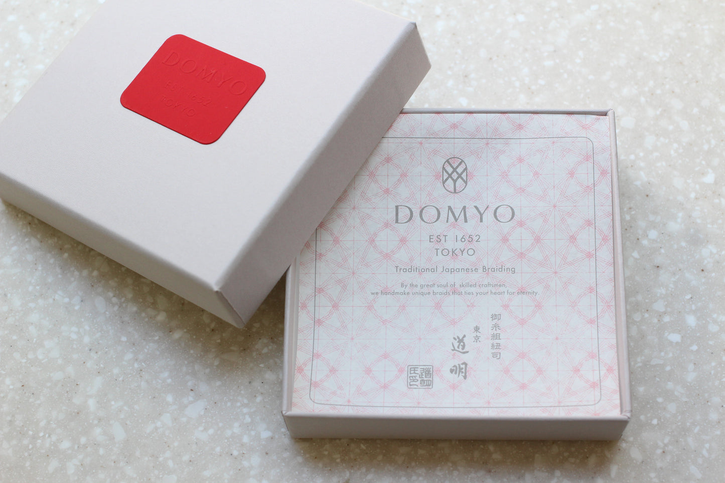 丸八つ組 ピアス・イヤリング ブルーグレー〈アクセサリー〉