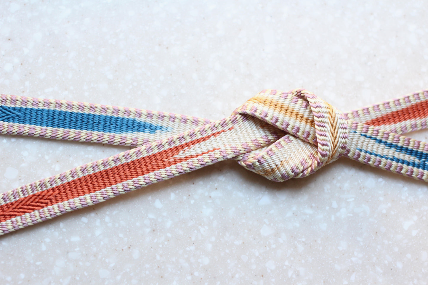 鎌倉組「三井寺」洗朱・青〈帯締め〉