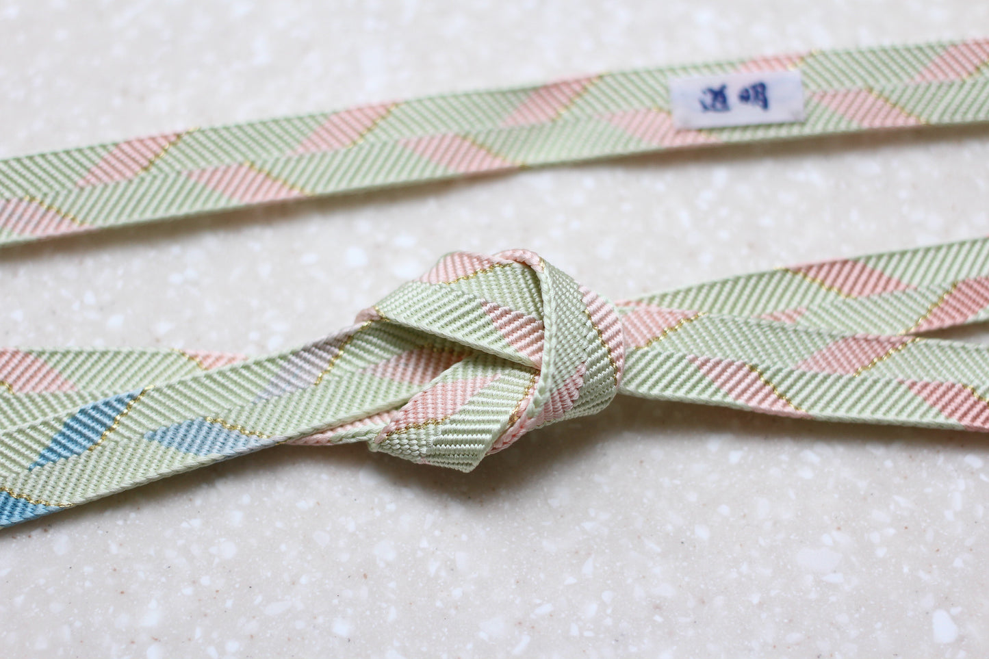 Sazanami-gumi "Goun" Light green (red and blue gradation) <Obi-jime>