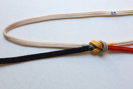 Crown set both ends red/black <Obi-jime>